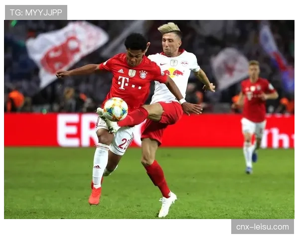 拜仁边中结合战术科隆密集防守寻求破解