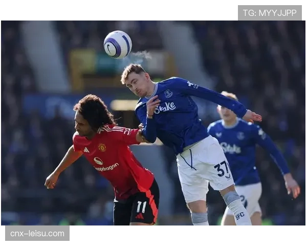 曼联定位球防守改善 拉门斯出击能力提升防线稳定性